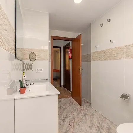 فيلة Bauza By Sealand