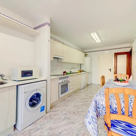 Willa Bauza By Sealand